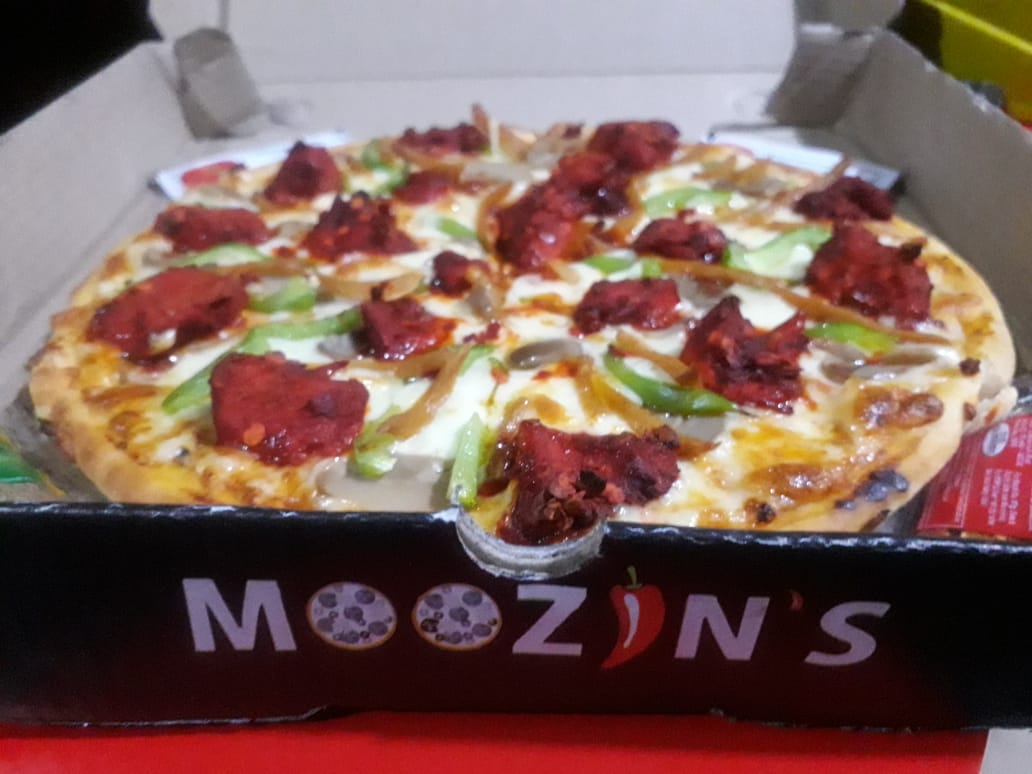Moozin's Mexicana Pizza